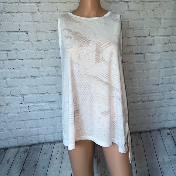 Reebok Tops - reebok core IO white tank top size 1X